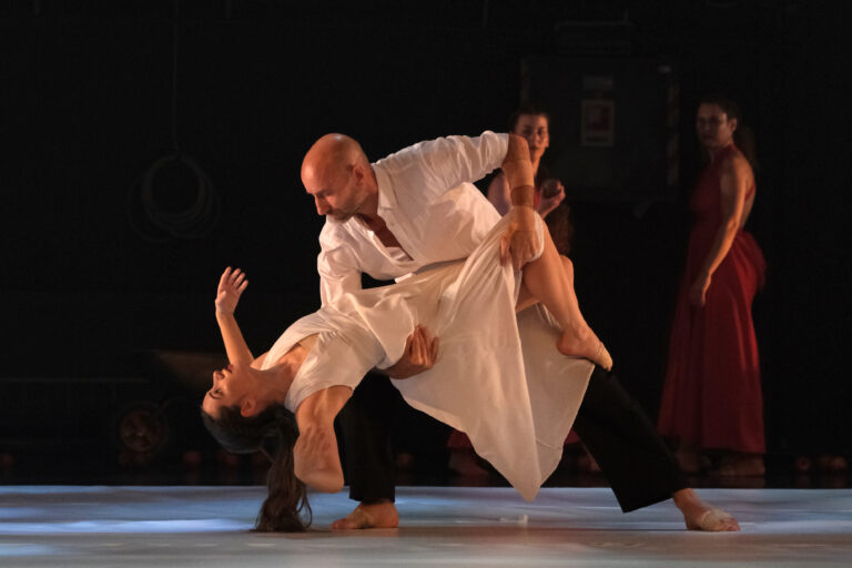 RITUAL SI MERE ROSII-56