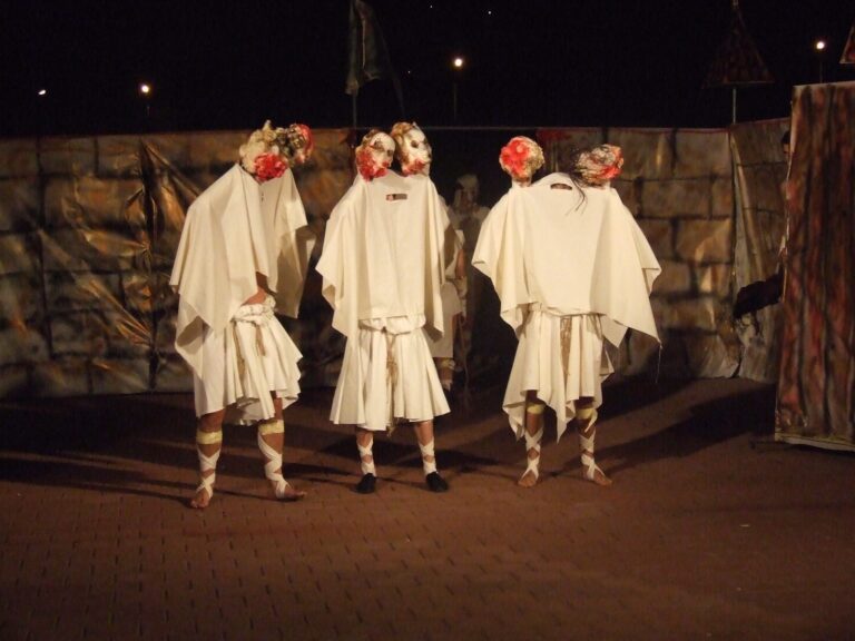 Compania de teatru-dans Microbis – Teodora, Împărăteasa Bizanțului, 2008