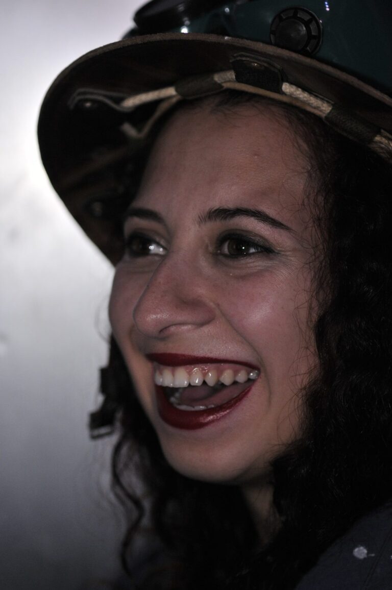 Compania de teatru-dans Microbis – Interviu cu un ego, 2013